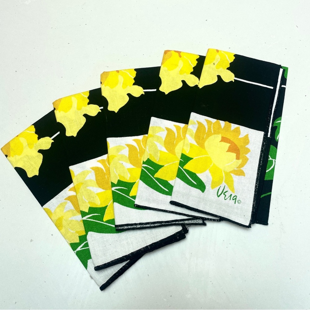 Vintage VERA Graphic Floral Napkins